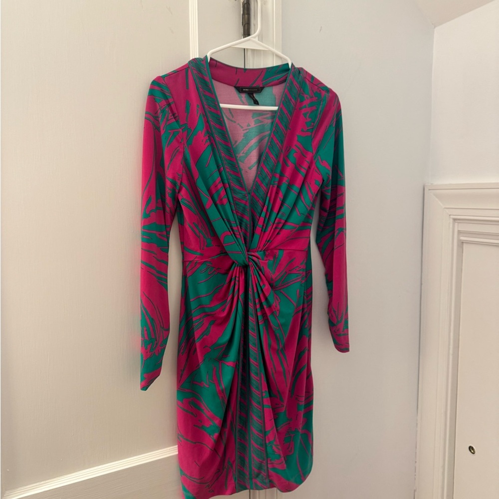 BCBGMaxAzria Pink & Green Twist-Front Long Sleeve Dress